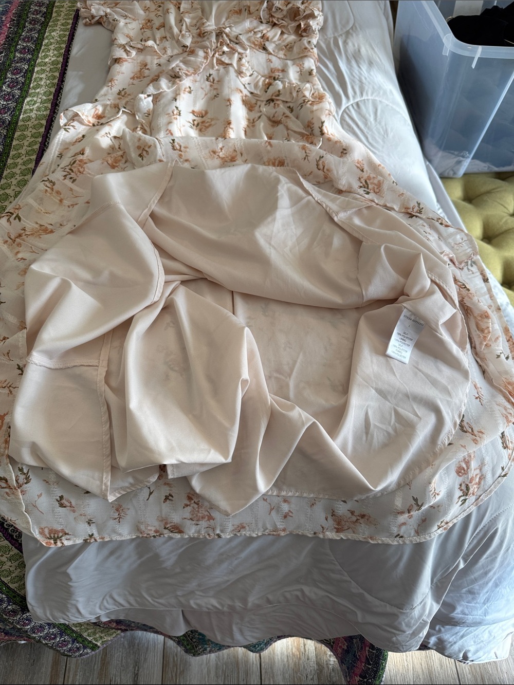 Storia Cream Floral Babydoll Midi Dress - Picture 7 of 8